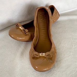 Tory Burch Eddie Bow Ballet Flats - Patent Leather
